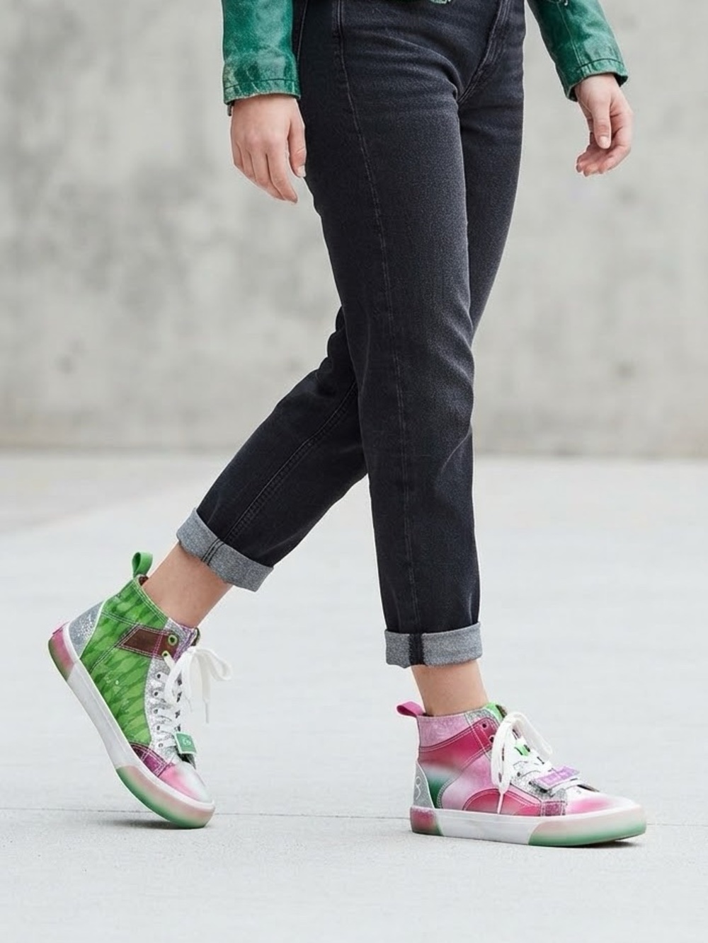 Ground Up Wicked Movie Mismatched High Top Sneakers Shoes Women's Size 6 EU 37